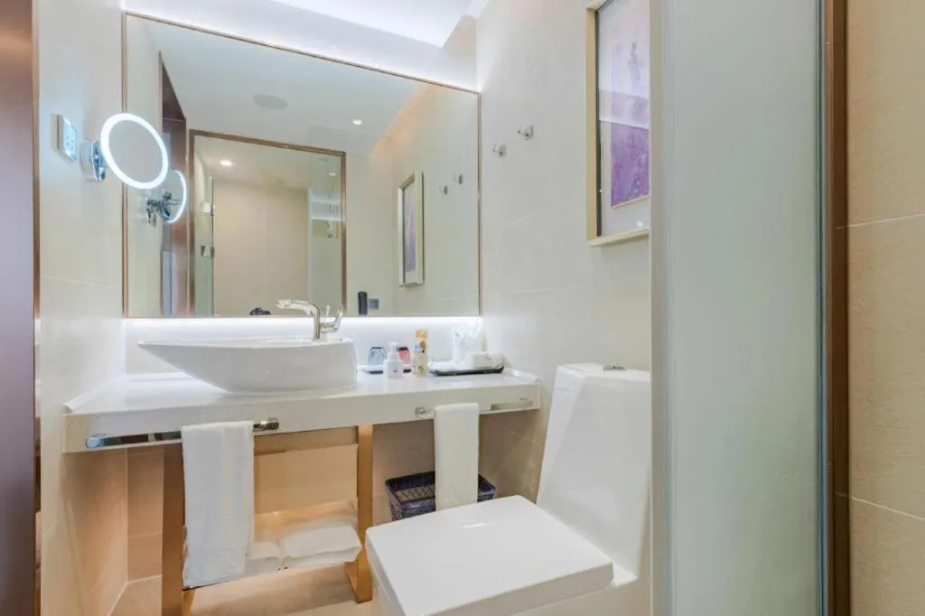 Lavande Hotel Shenzhen Bay Houhai Avenue