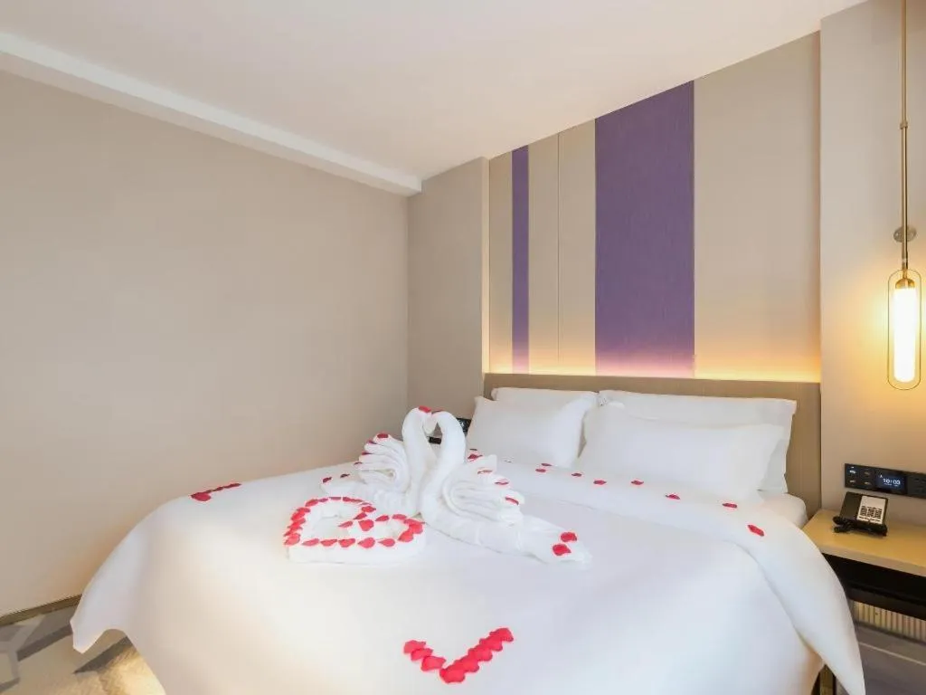 Bed in Lavande Hotel Beijing Industry University Metro Station