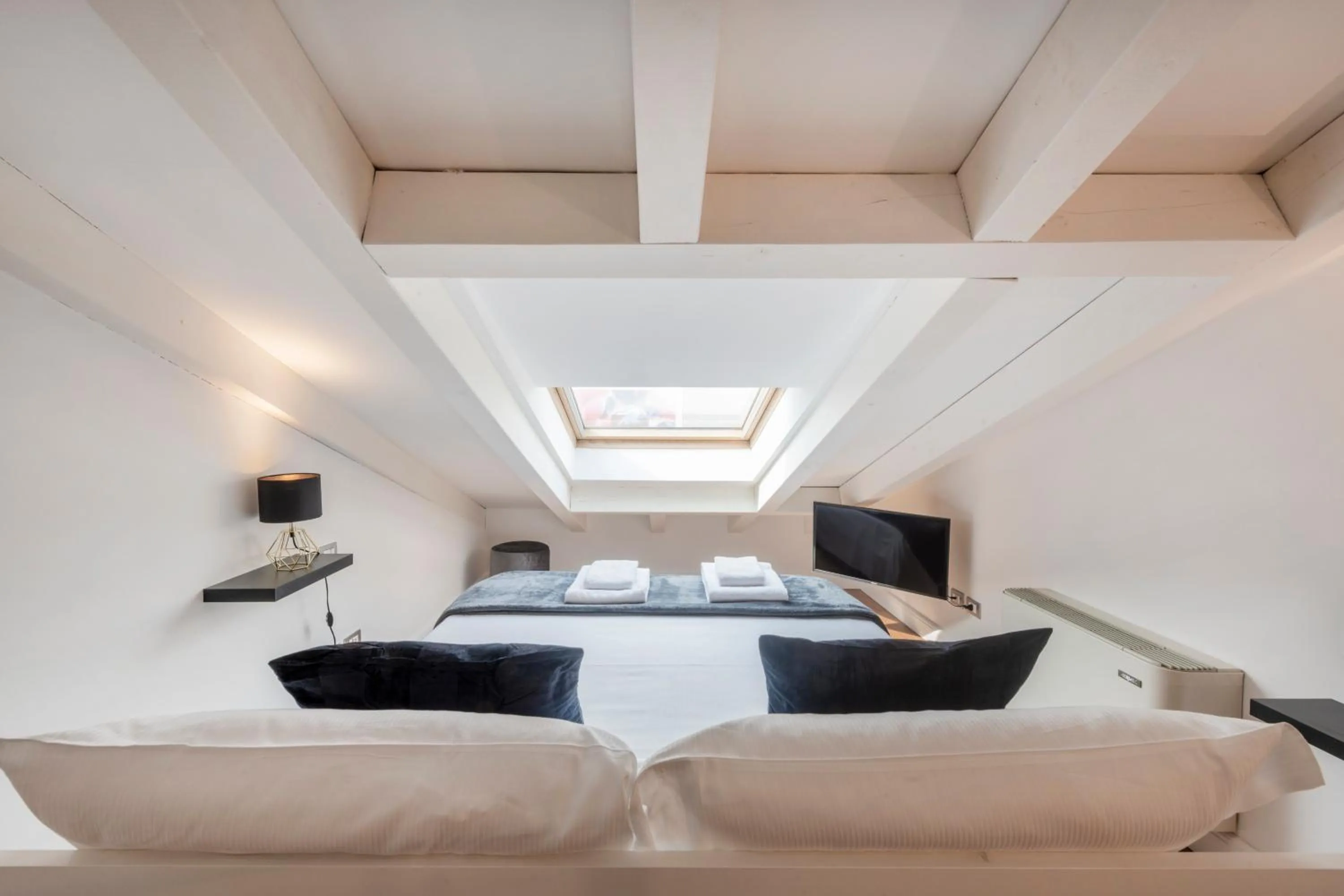 Bedroom, Bed in Milan Royal Suites - Centro Brera