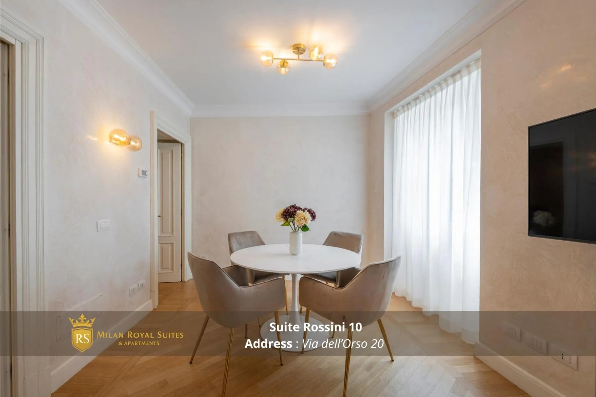 Living room in Milan Royal Suites - Centro Brera