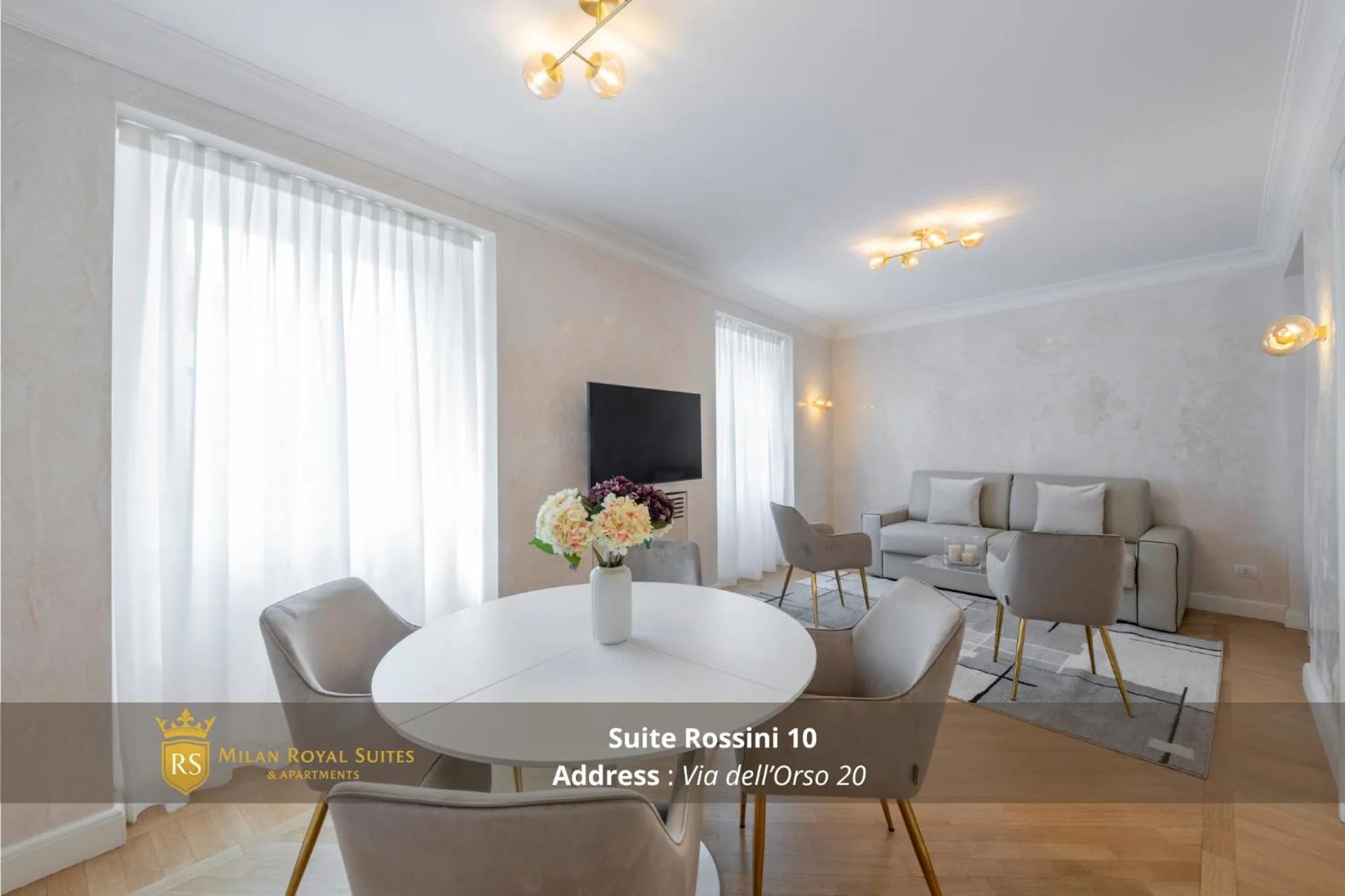 Communal lounge/ TV room in Milan Royal Suites - Centro Brera