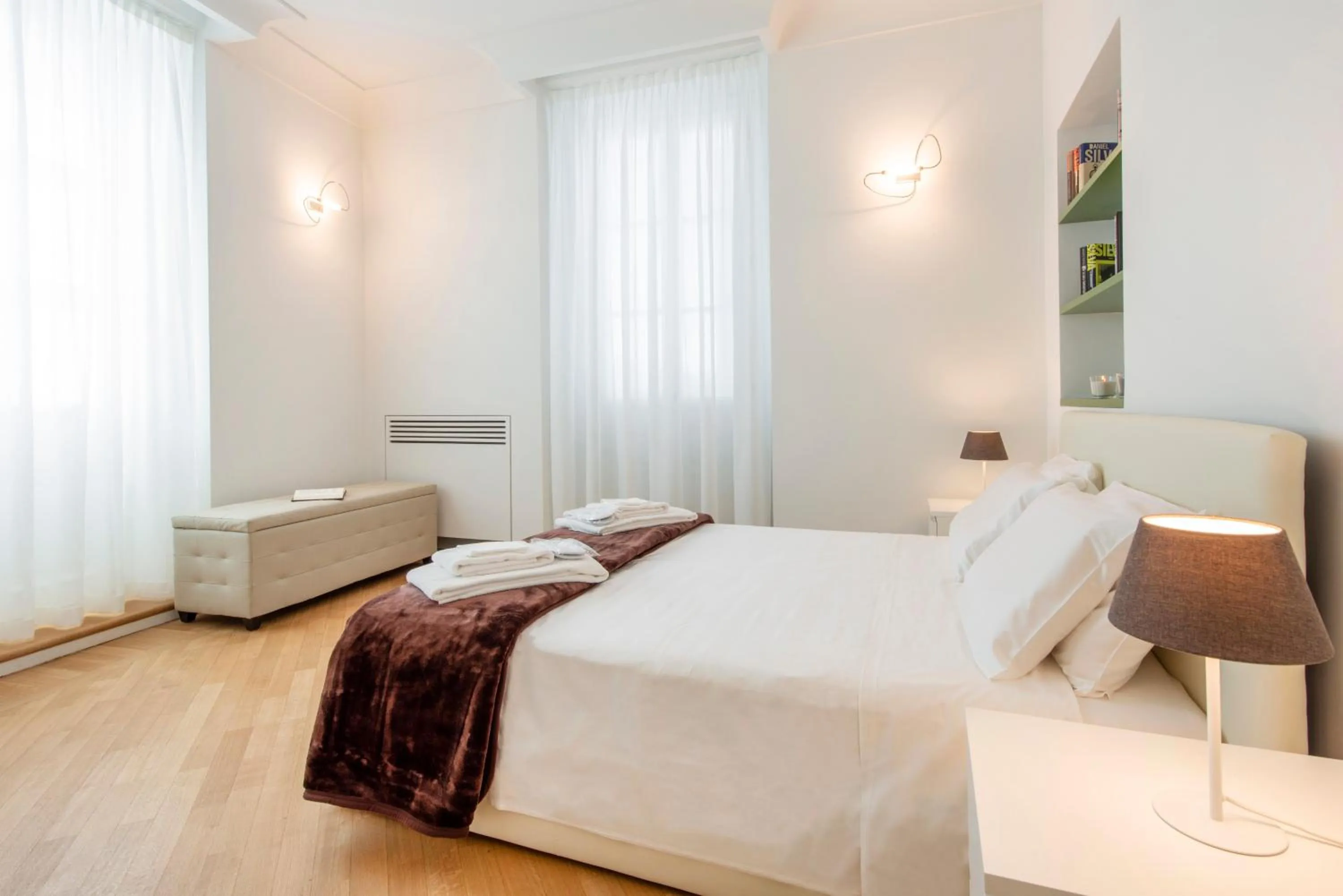 Bed in Milan Royal Suites - Centro Brera