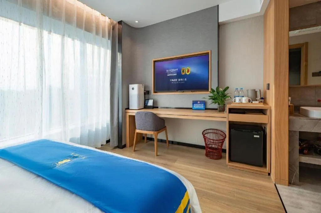 Bed in Super 8 Hotel Premier Beijing Changping Science & Technology Park