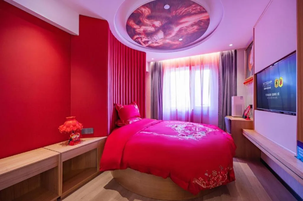 Bed in Super 8 Hotel Premier Beijing Changping Science & Technology Park