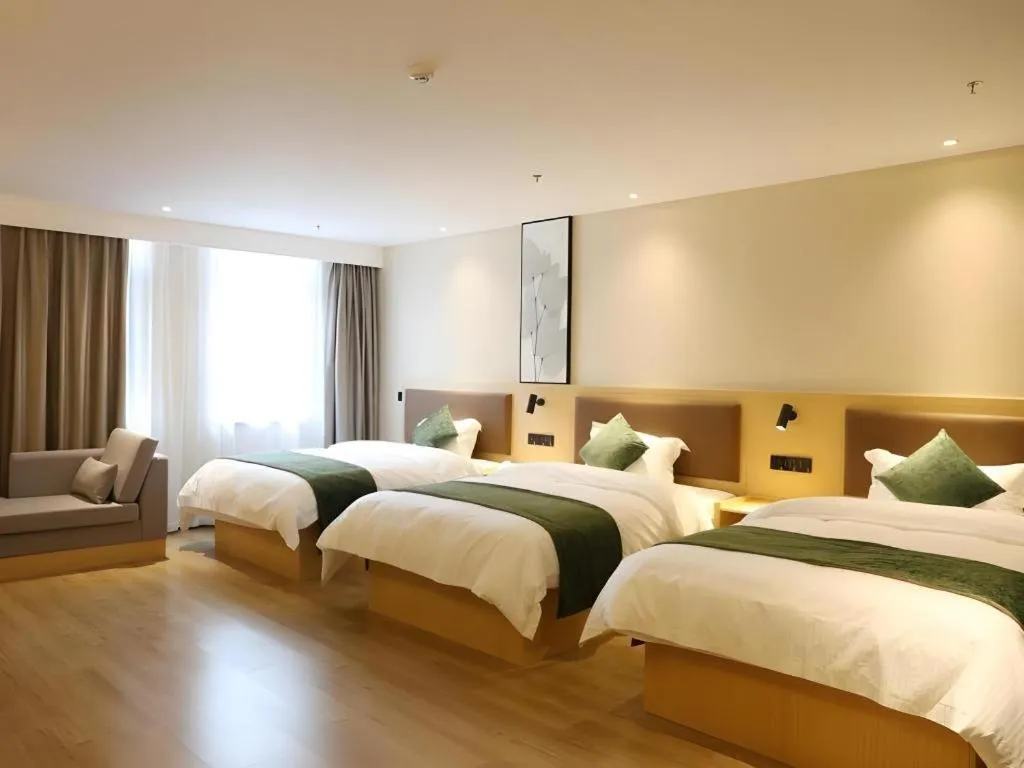 Bed in Green Tree Inn Express Chizhou Gymnasium