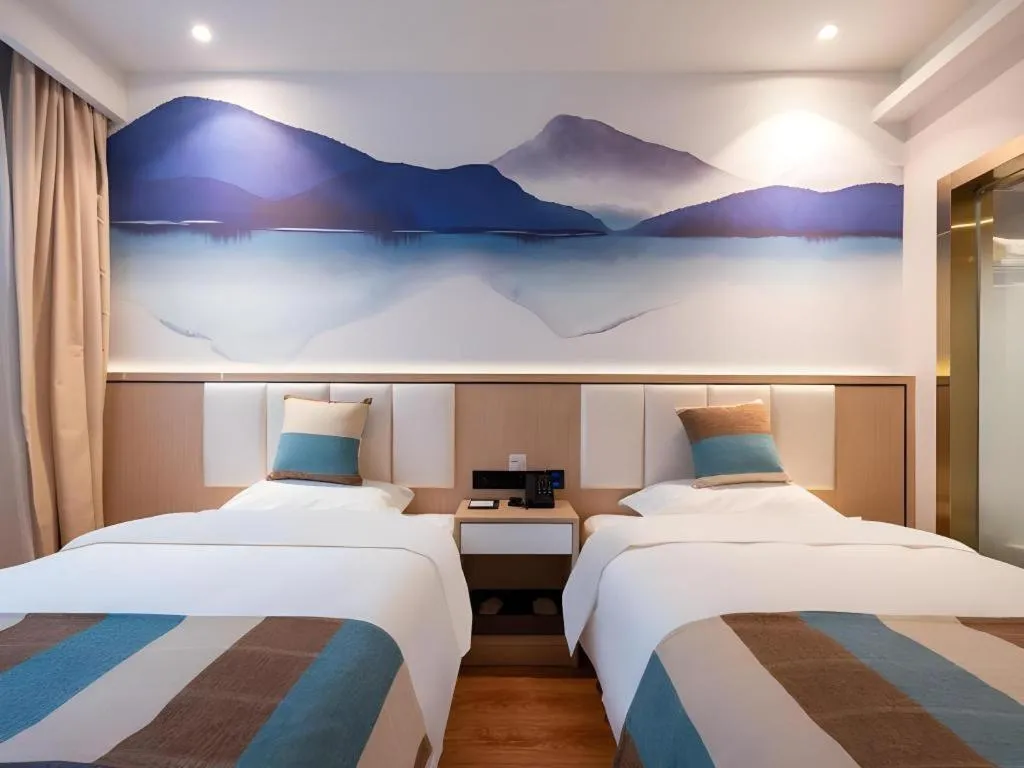 Bed in VX Hotel Beijing Daxing Wufutang Metro Station Zhongke Dianshanggu