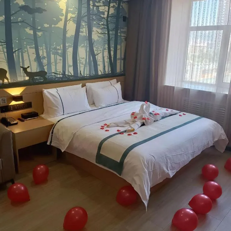 Bed in City Comfort Inn Xining Limeng Commercial Pedestrian Street