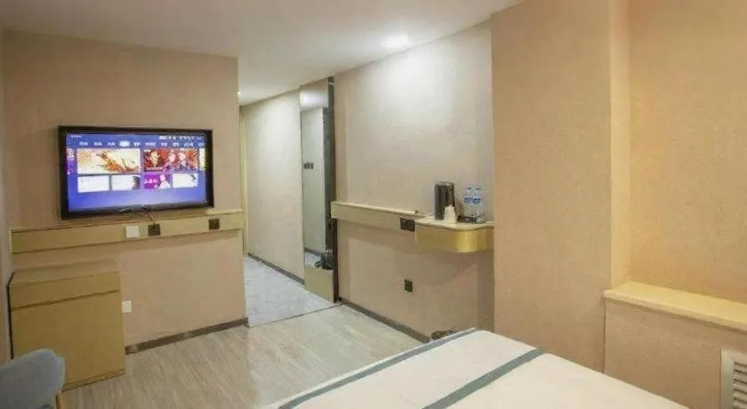 Bed in City Comfort Inn Xining Limeng Commercial Pedestrian Street