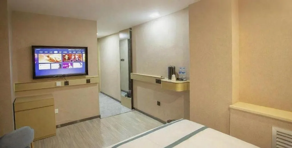 Bed in City Comfort Inn Xining Limeng Commercial Pedestrian Street