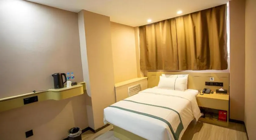 Bed in City Comfort Inn Xining Limeng Commercial Pedestrian Street