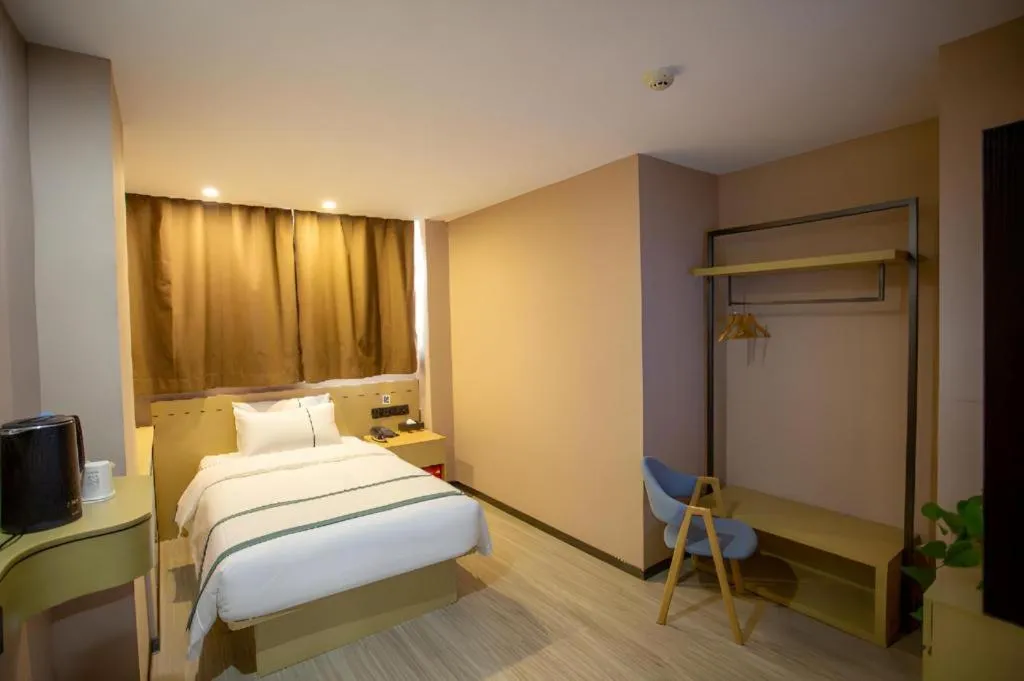 Bed in City Comfort Inn Xining Limeng Commercial Pedestrian Street