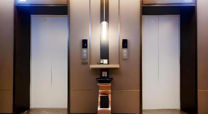 Echeng Hotel Hezhou Shizheng Square