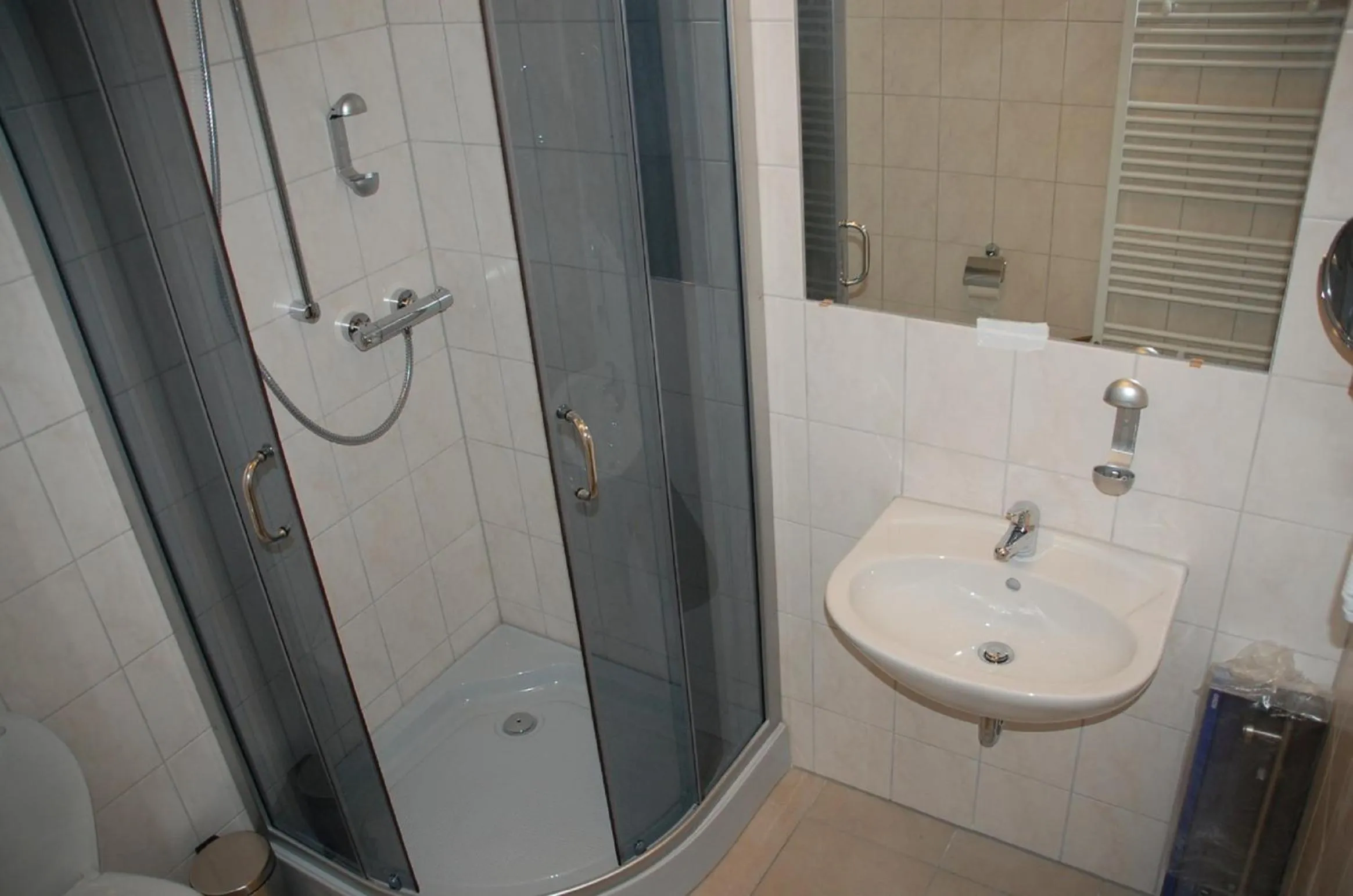 Bathroom in CASILINO Hotel A 24 Wittenburg