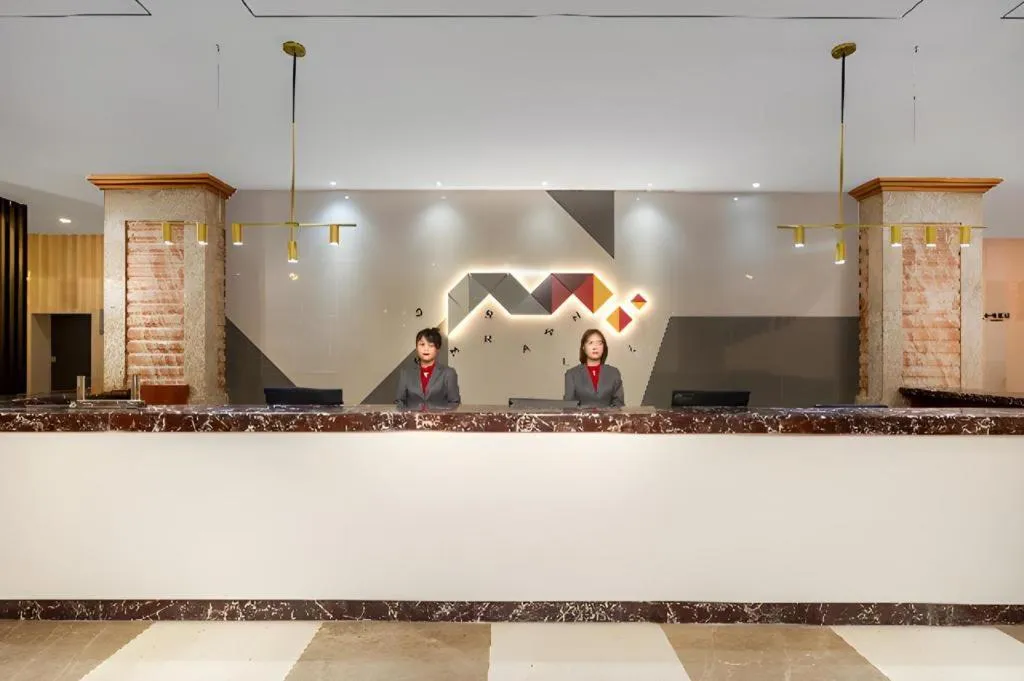 Borrman Hotel Chongqing Hechuan High-speed Railway Station District Government