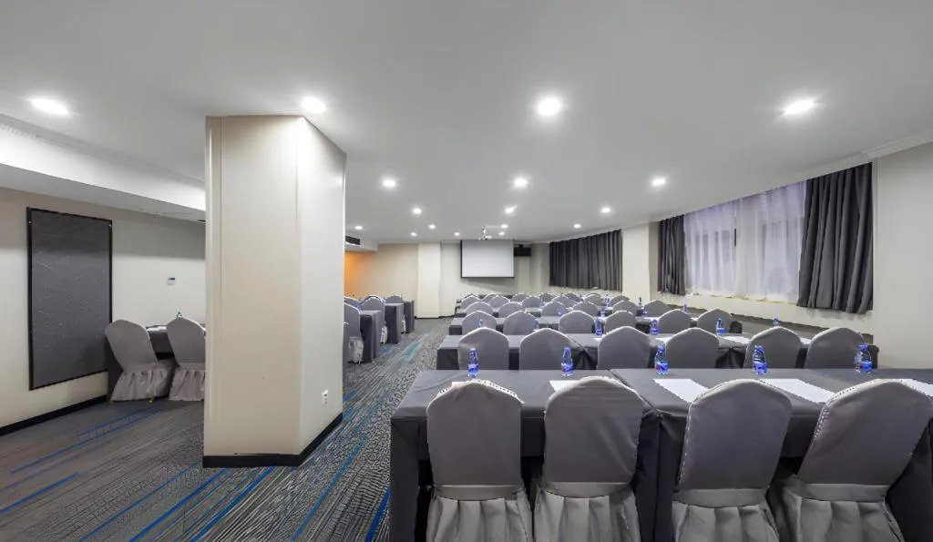 Borrman Hotel Chongqing Hechuan High-speed Railway Station District Government