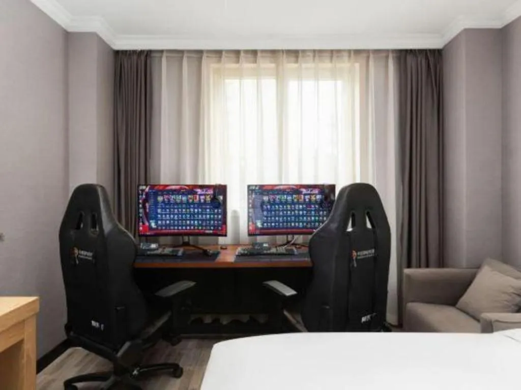 Borrman Hotel Chongqing Hechuan High-speed Railway Station District Government