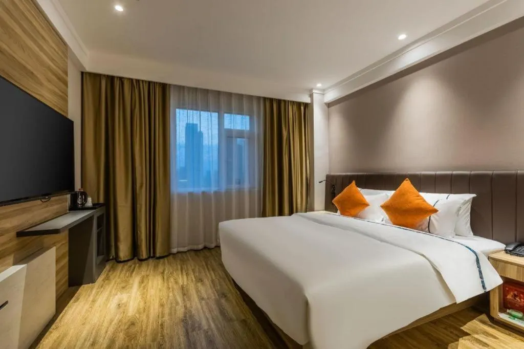 Bed in City Comfort Inn Handan New Century Plaza