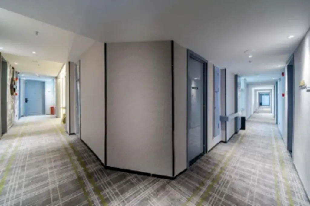 Bed in Premier City Comfort Hotel Suizhou Wuyue Plaza