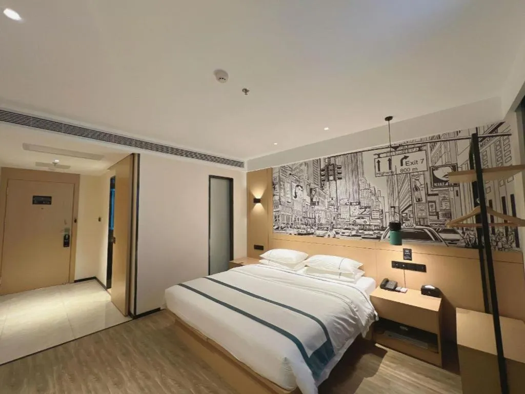 Bed in City Comfort Inn Tangshan Railway Station Lunan District Government