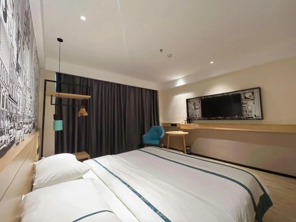 Bed in City Comfort Inn Tangshan Railway Station Lunan District Government