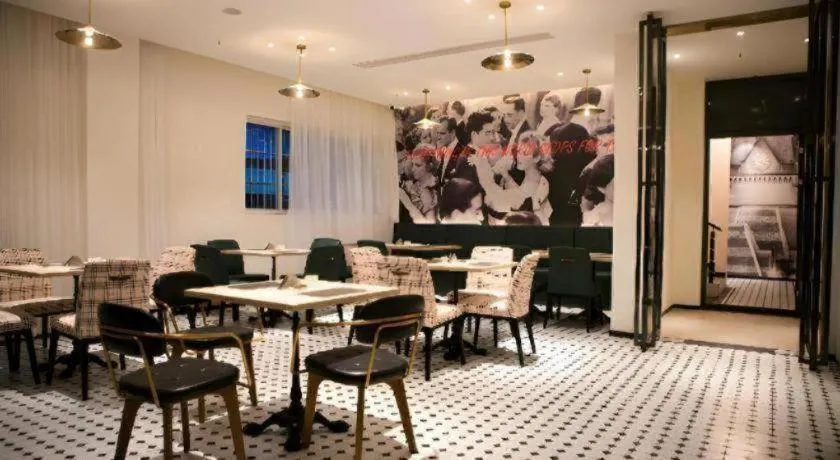 Premier City Comfort Hotel Wuhan Hankou Railway Station Changgang Road Metro Station