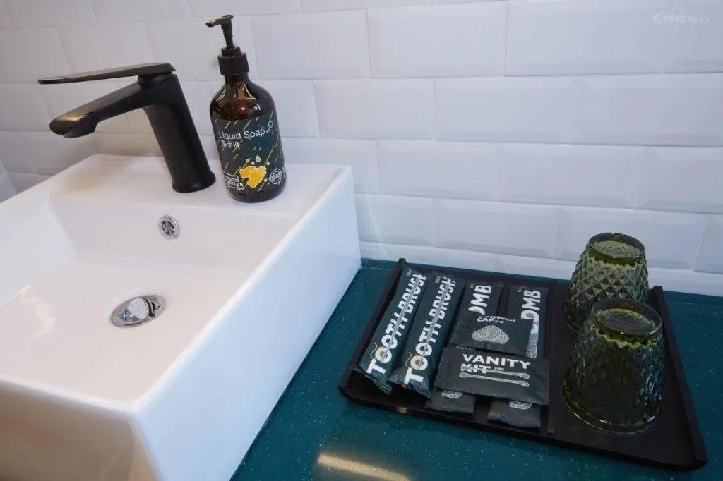 Premier City Comfort Hotel Wuhan Hankou Railway Station Changgang Road Metro Station