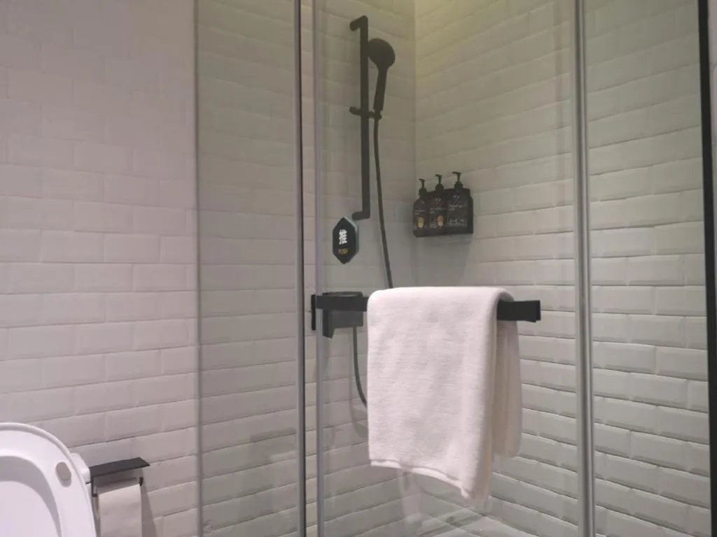 Premier City Comfort Hotel Wuhan Hankou Railway Station Changgang Road Metro Station