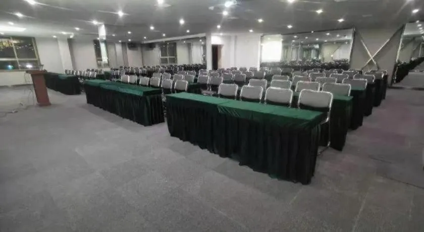 Premier City Comfort Hotel Wuhan Hankou Railway Station Changgang Road Metro Station