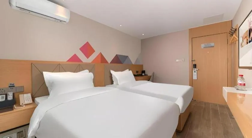 Bed in Borrman Hotel Guangzhou Shisanhang Ximenkou Metro Station