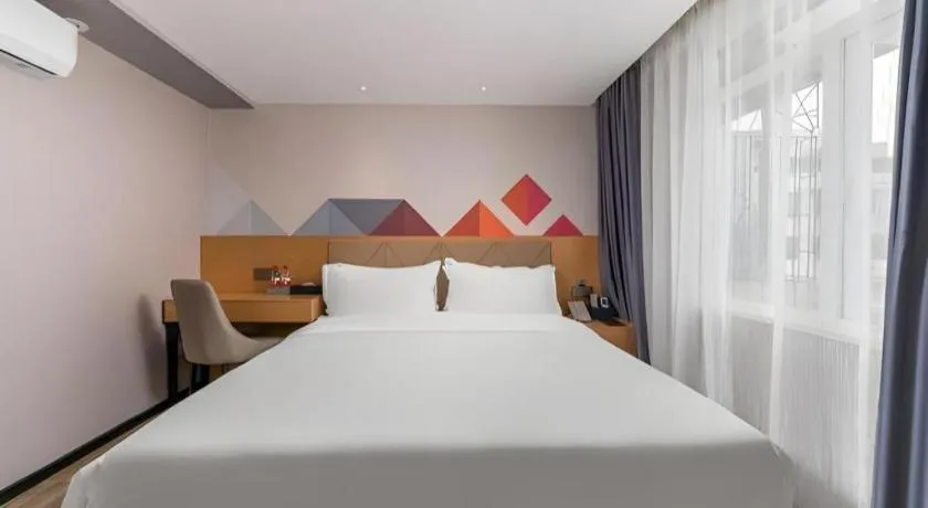 Bed in Borrman Hotel Guangzhou Shisanhang Ximenkou Metro Station