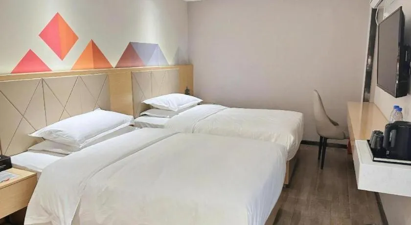 Bed in Borrman Hotel Guangzhou Shisanhang Ximenkou Metro Station