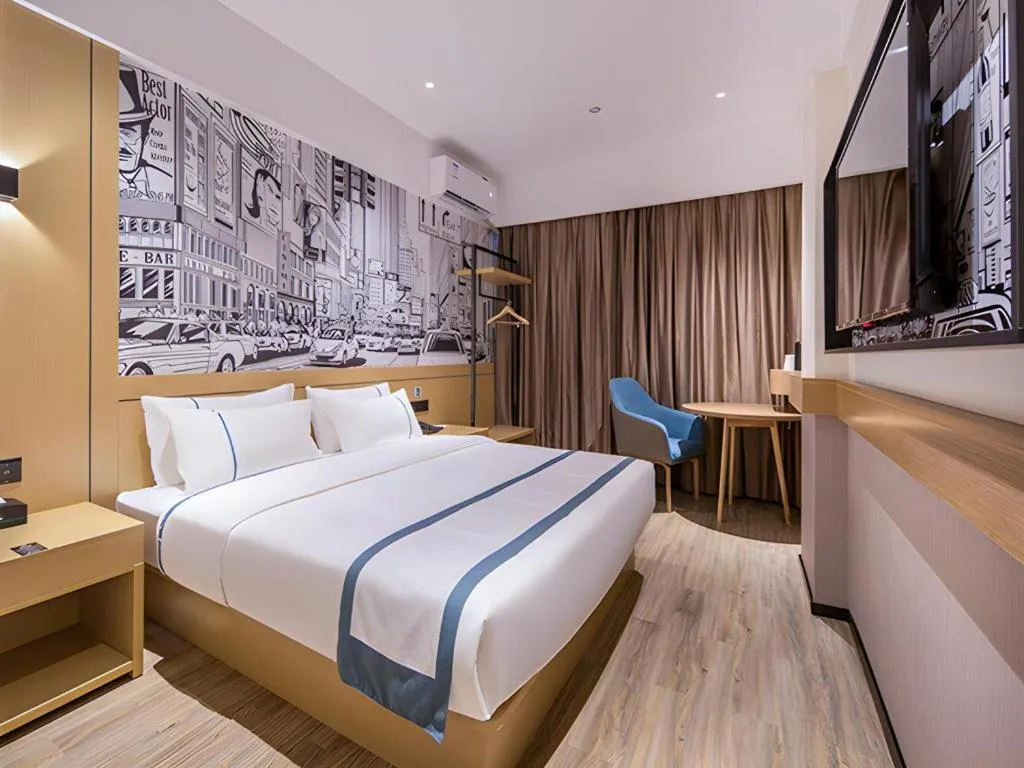 Bed in City Comfort Inn Liuzhou Liudong New District Hualing Youlinghui