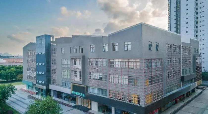 City Comfort Inn Liuzhou Liudong New District Hualing Youlinghui