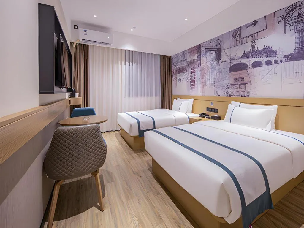 Bed in City Comfort Inn Liuzhou Liudong New District Hualing Youlinghui