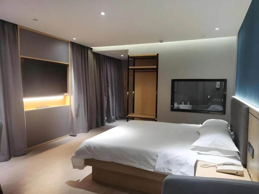 Bed in Green Tree Inn Urumqi San'gong Metro Station Exit