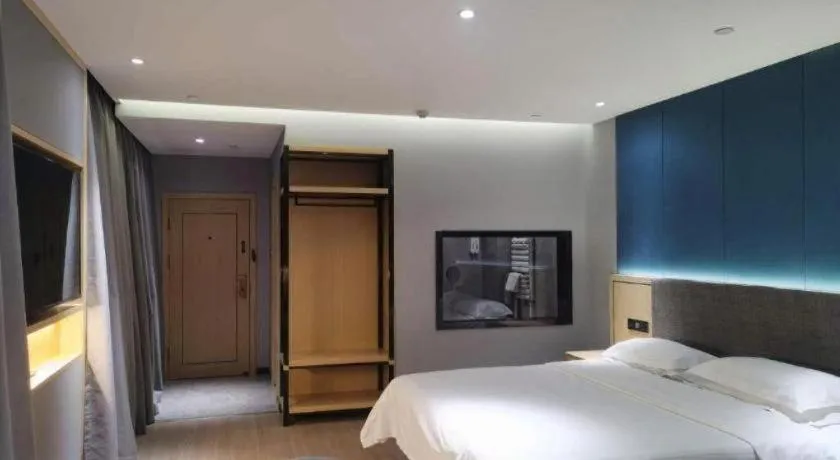 Bed in Green Tree Inn Urumqi San'gong Metro Station Exit