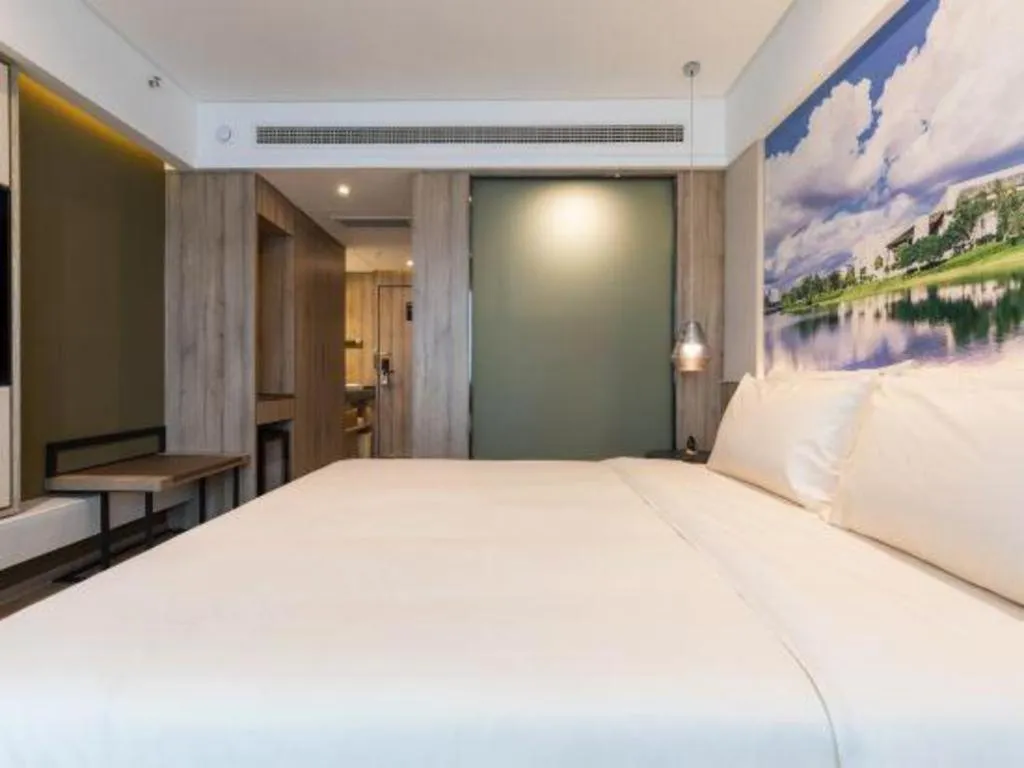 Bed in Atour Hotel Changsha Wuyi Square Wanbao Avenue