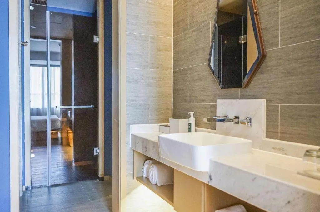 Atour Hotel Wenzhou Yueqing Nanhong Plaza