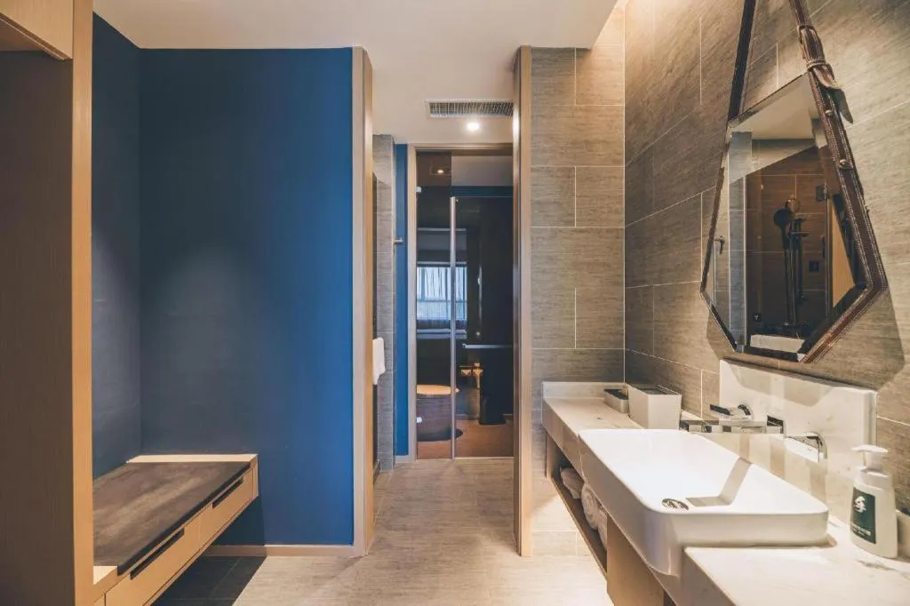 Atour Hotel Wenzhou Yueqing Nanhong Plaza