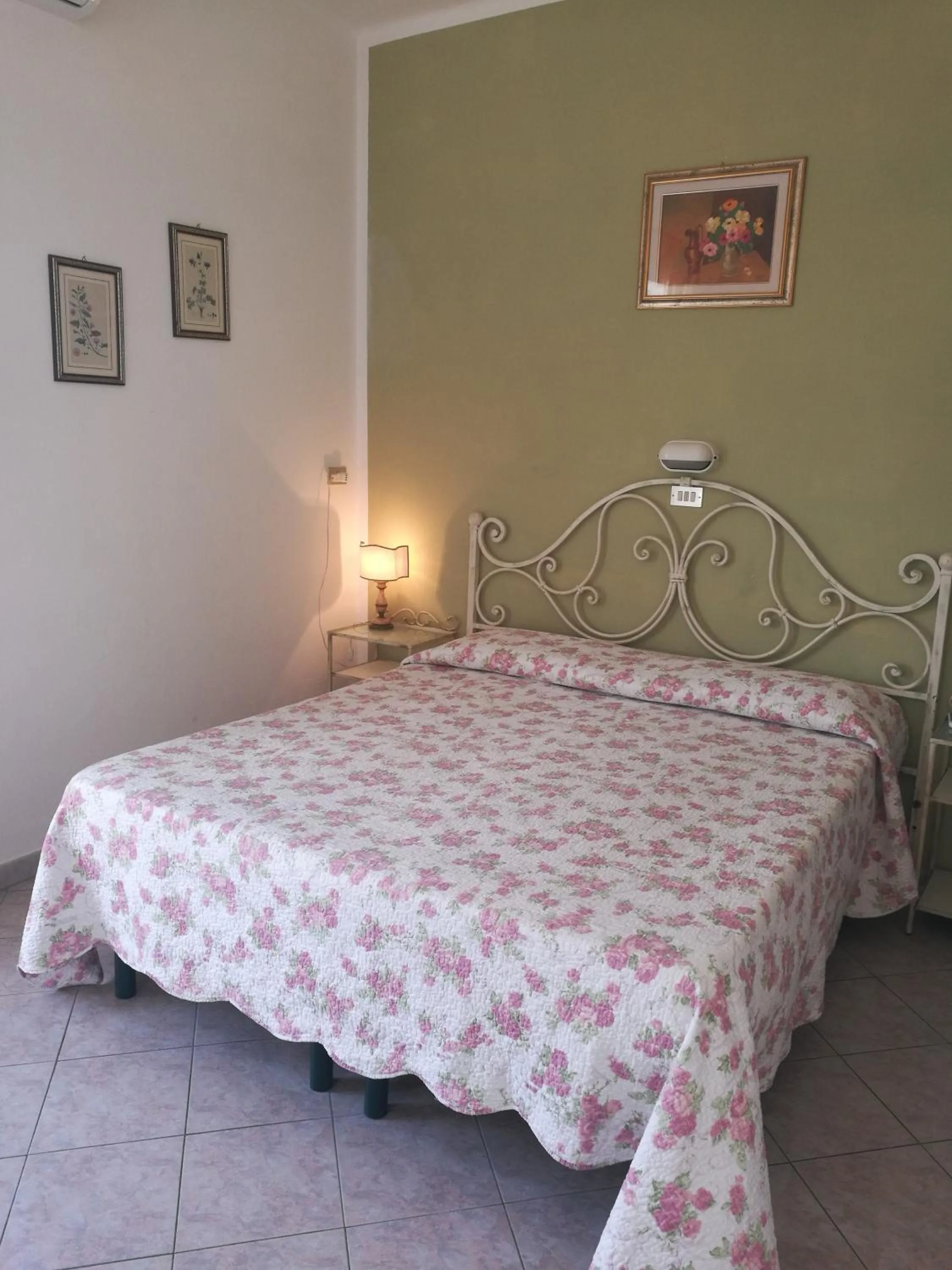 Bed in Villa la Fonte