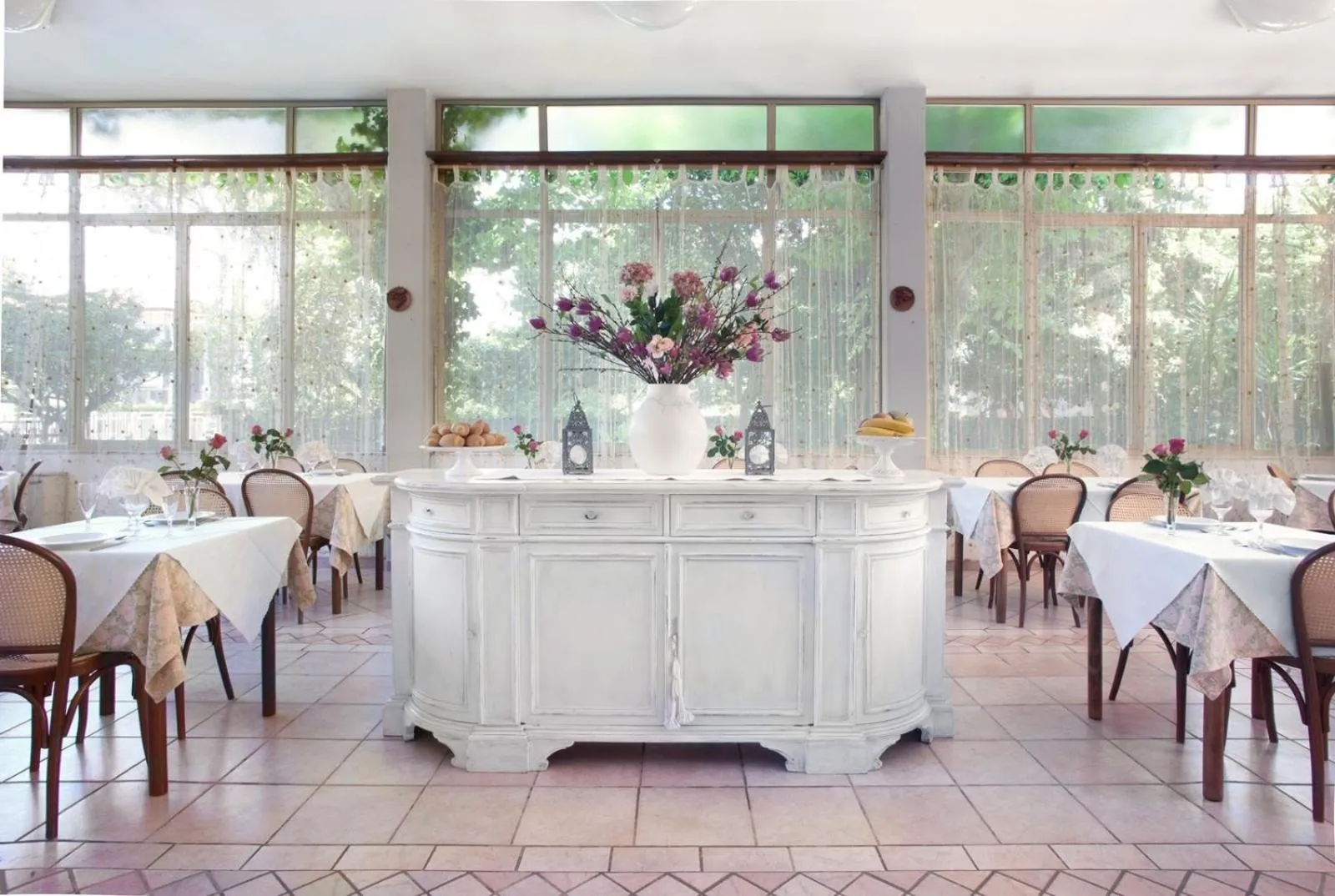 Restaurant/places to eat in Villa la Fonte