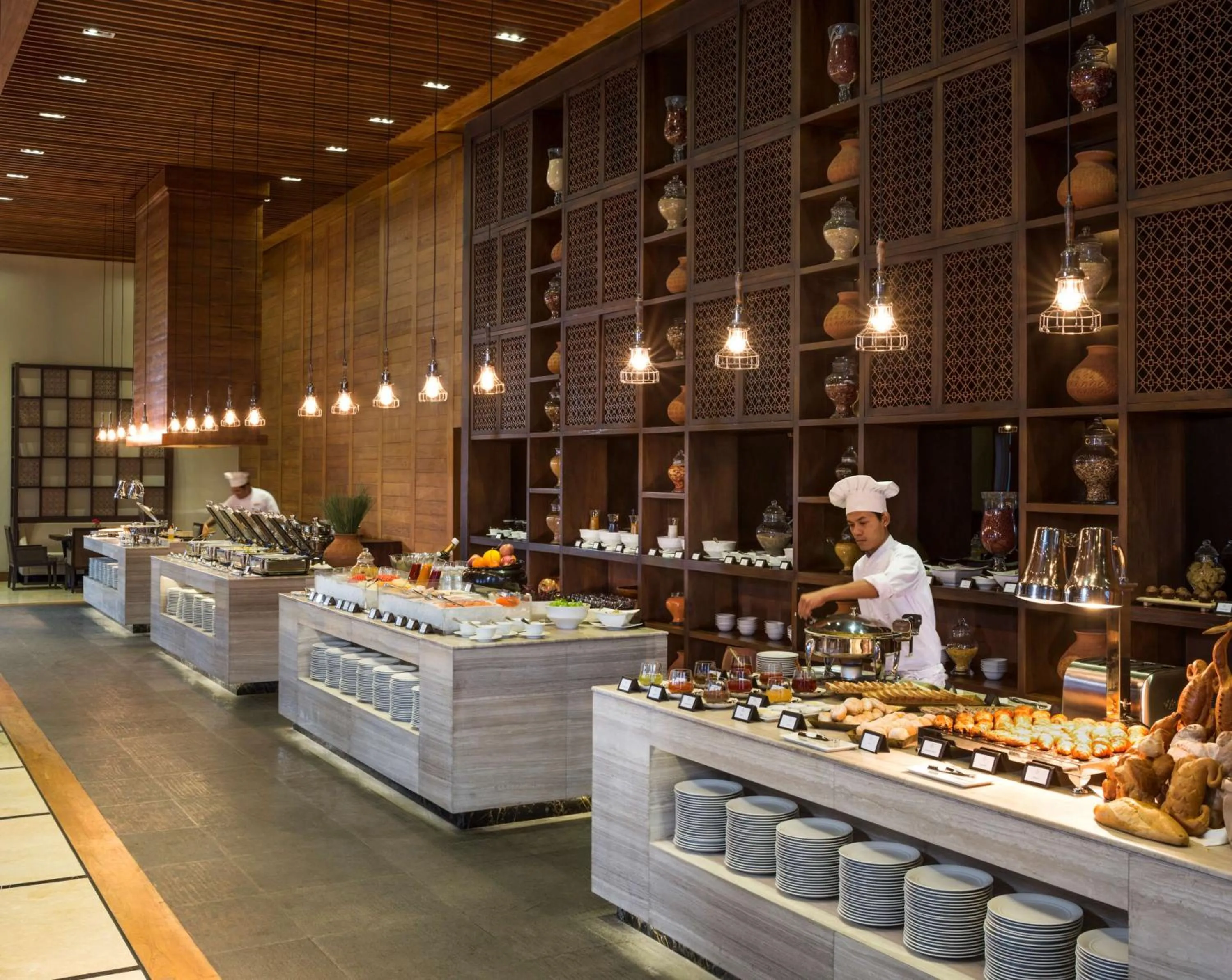 Restaurant/places to eat in Jasmine Naypyitaw Hotel