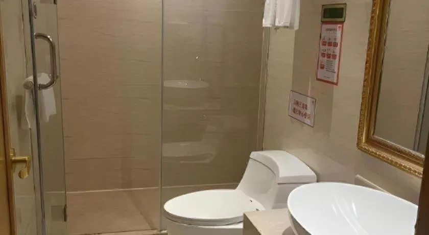 Vienna Hotel Zhengzhou East High-Speed Railway Station