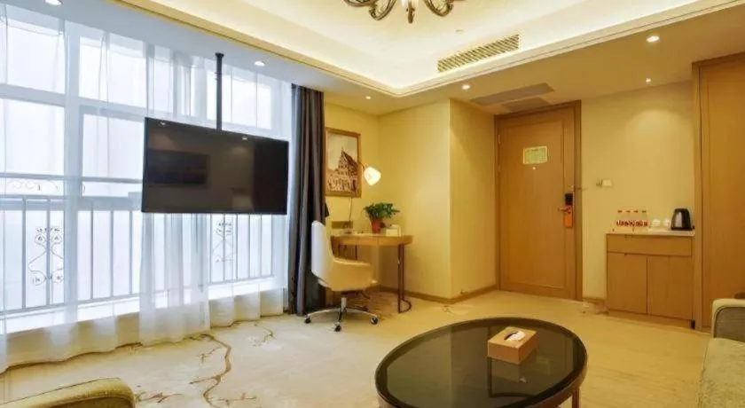 Vienna Hotel Zhengzhou East High-Speed Railway Station