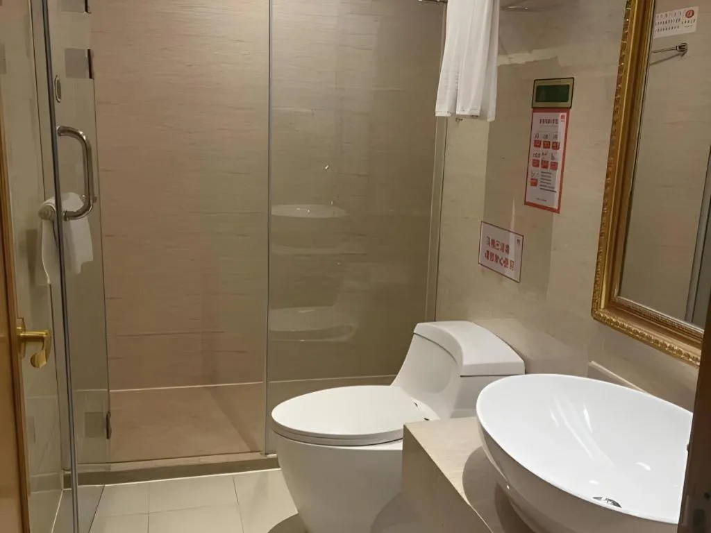 Vienna Hotel Zhengzhou East High-Speed Railway Station