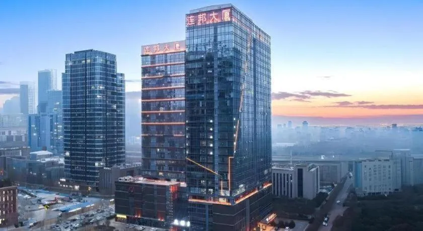 Vienna Hotel Zhengzhou East High-Speed Railway Station