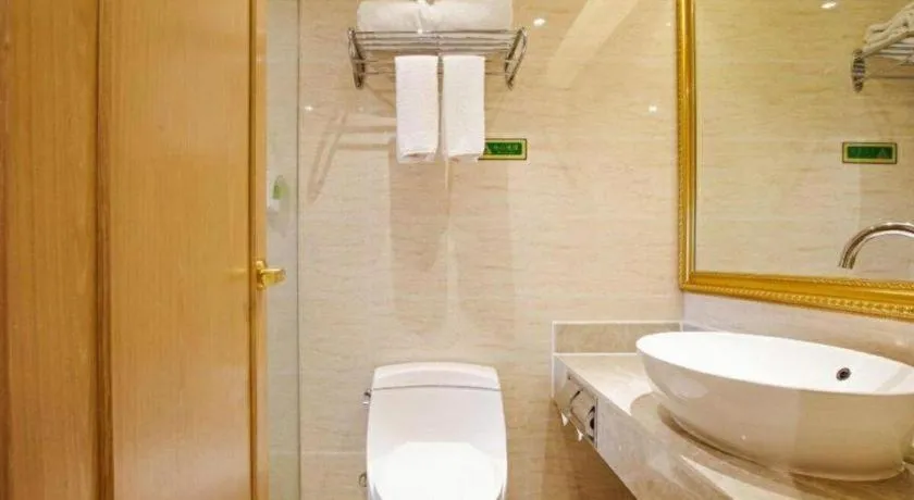 Vienna Hotel Zhengzhou East High-Speed Railway Station