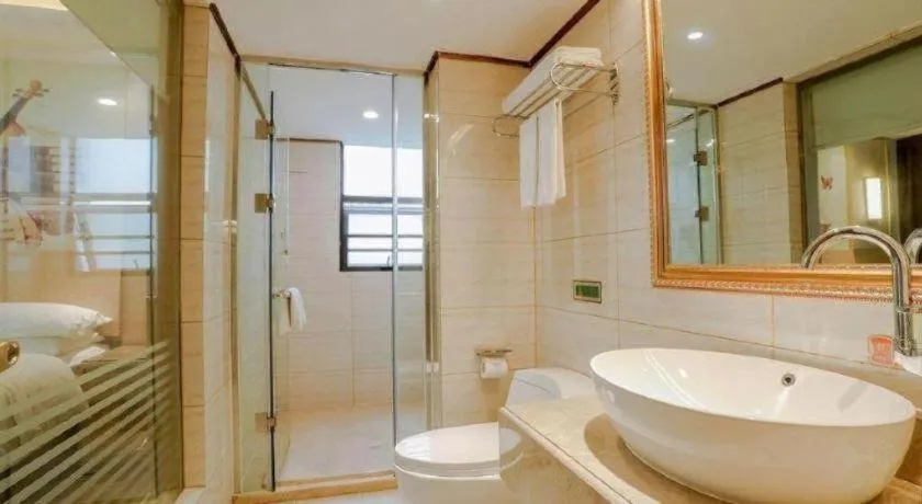 Vienna Hotel Yueyang East Station