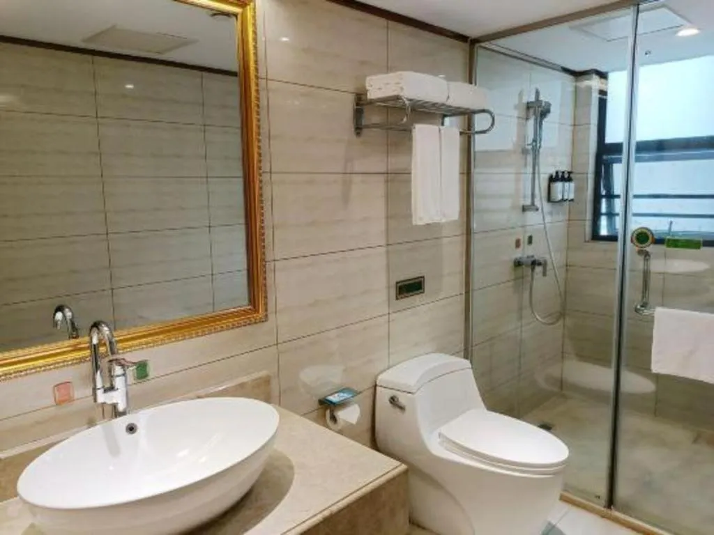 Vienna Hotel Yueyang East Station