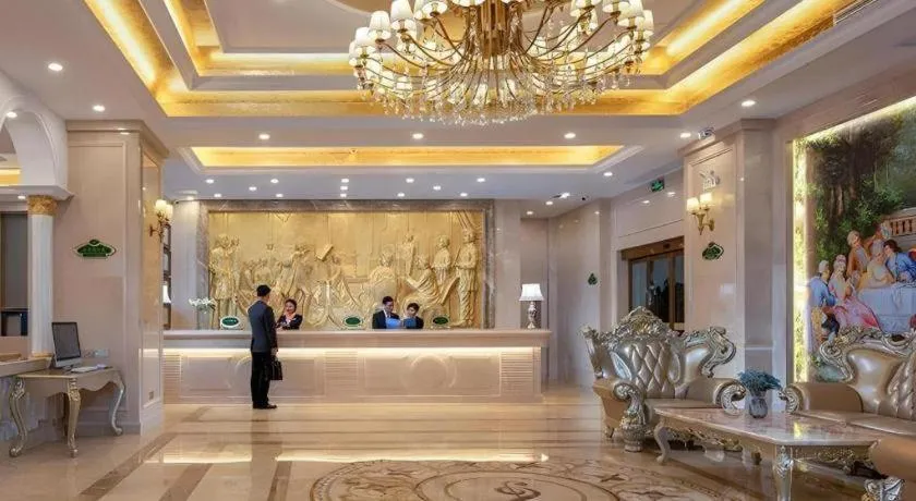 Vienna Hotel Yueyang East Station